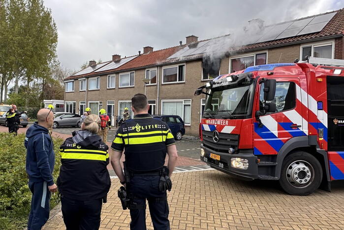 Fikse rookontwikkeling bij woningbrand