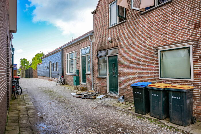 Woning onbewoonbaar door brand in keuken