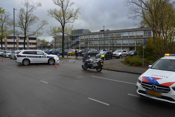 Handhavers betrokken bij auto-ongeluk