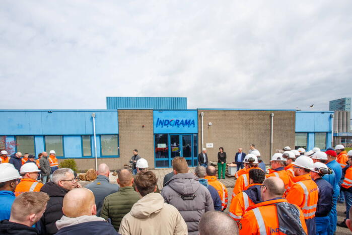 Personeel Indorama protesteert tegen aangekondigde sluiting