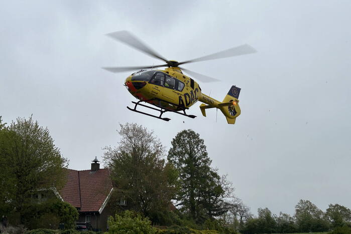 Persoon bekneld na ernstig ongeval