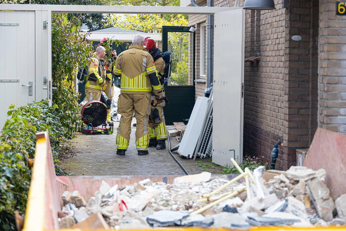 Klusjesmannen blussen brand in woning