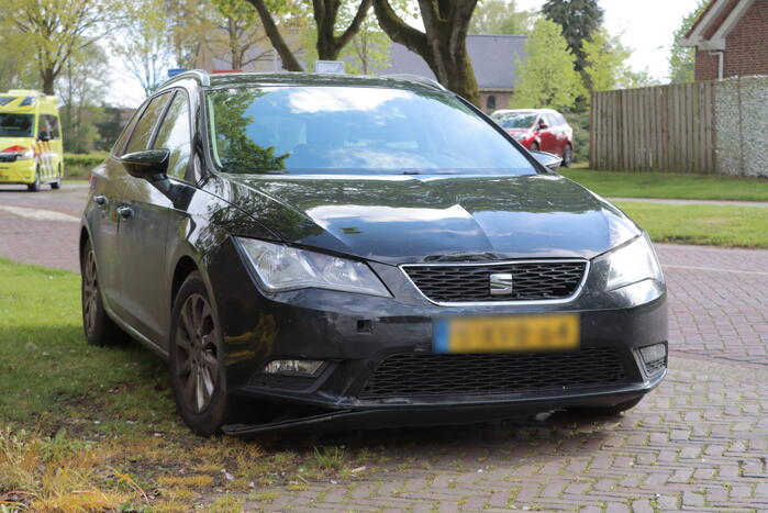 Flinke schade na botsing tussen auto's