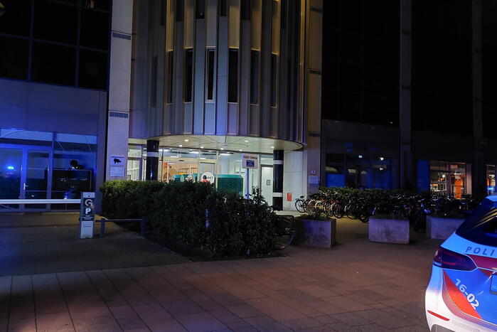 Twee mensen gewond bij brand in appartementencomplex