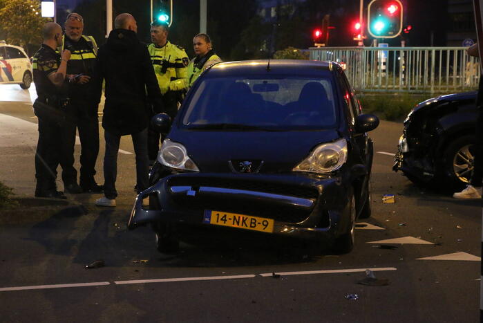 Flinke schade bij ongeval op kruising