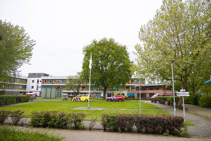 Brandweer onderzoekt hinderlijke lucht in zorgcentrum