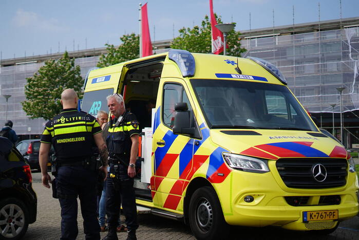 Persoon gewond na steekpartij