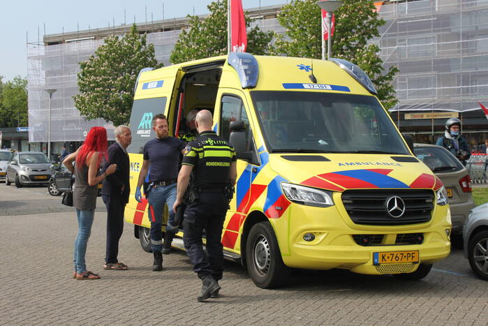 Persoon gewond na steekpartij