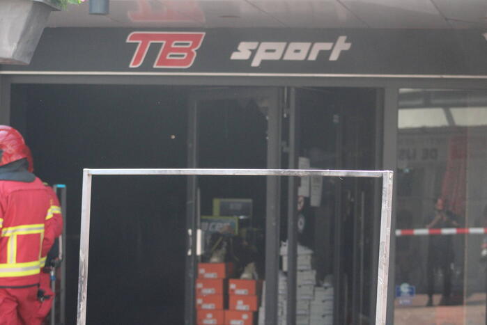 Flinke brand in sportwinkel