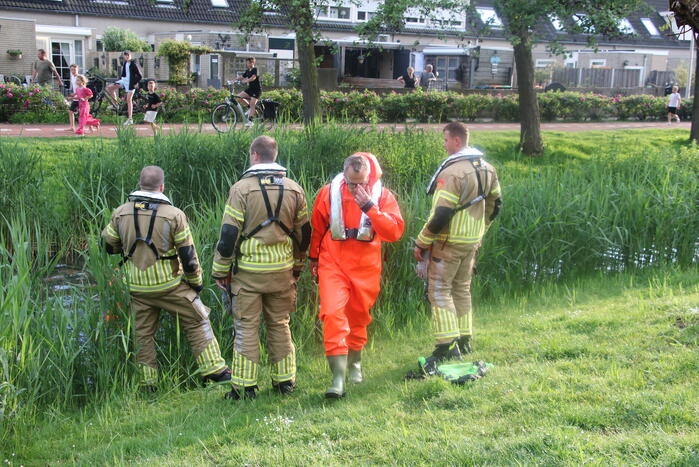 In het water gegooide jas zorgt voor brandweerinzet