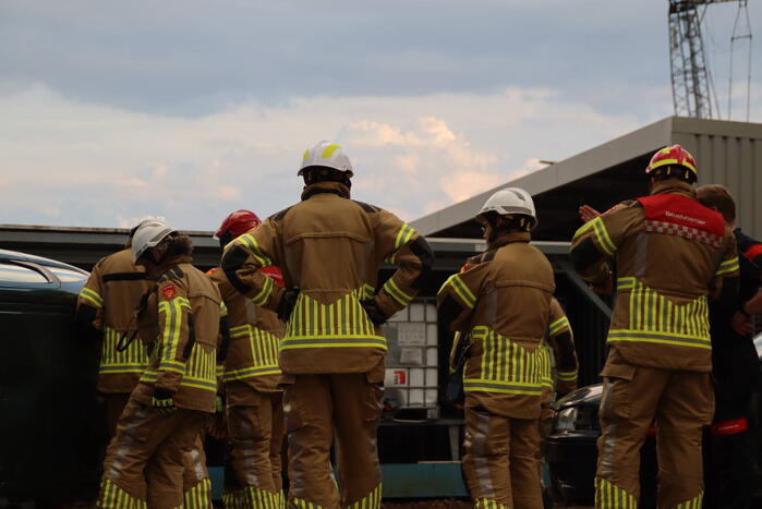 Gloednieuw blusvoertuig in gebruik genomen