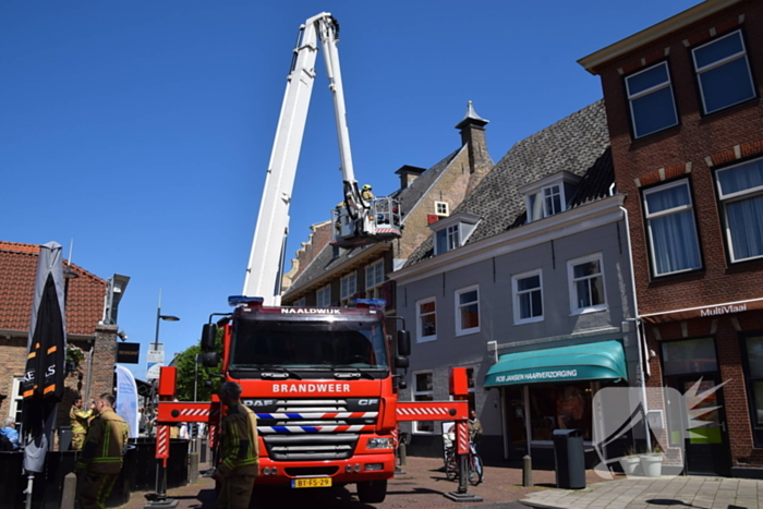 Brandweer aanwezig voor vogelnest