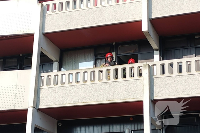 Hulpdiensten groots ingezet voor brand in flatwoning