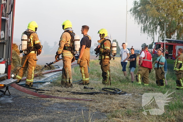 Brandweer druk met brand in meerdere hooibalen