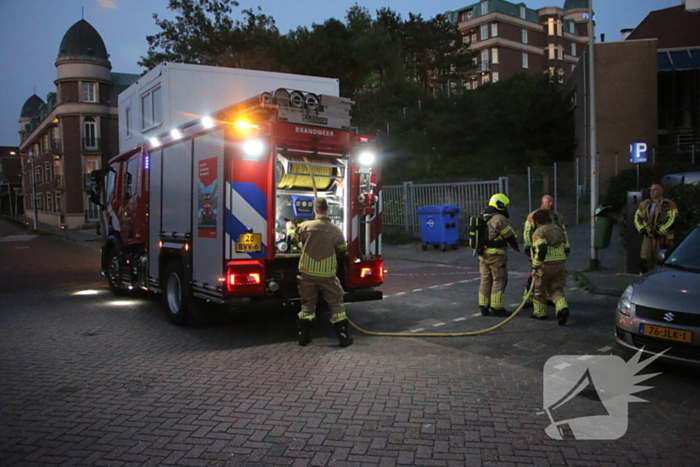 Veel rookontwikkeling bij brand in papiercontainer