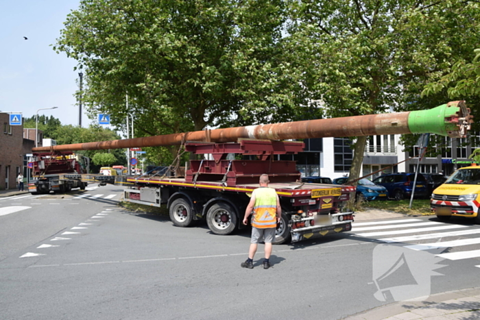 Convoi exceptionel blokkeerd weg