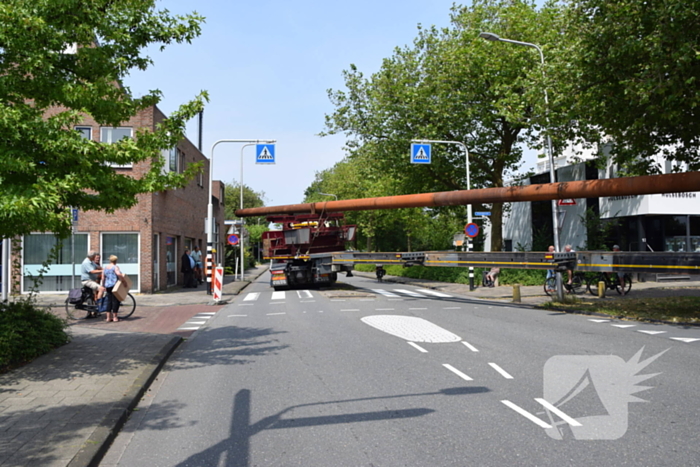 Convoi exceptionel blokkeerd weg