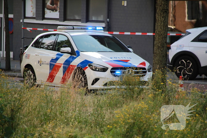 Flinke schade na botsing tussen twee auto's
