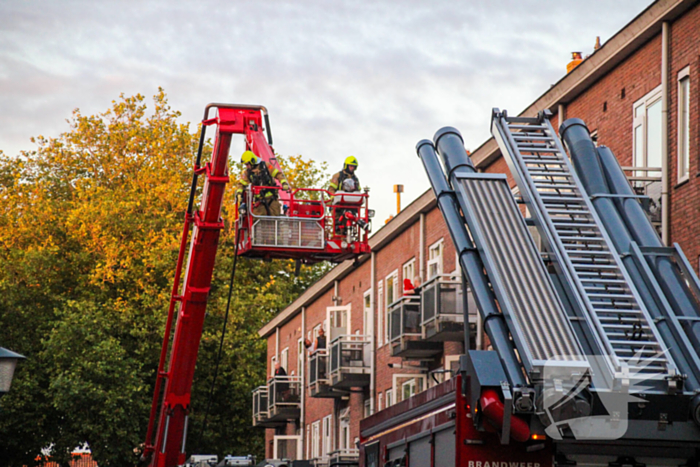Gewonden en woning onbewoonbaar door uitslaande brand