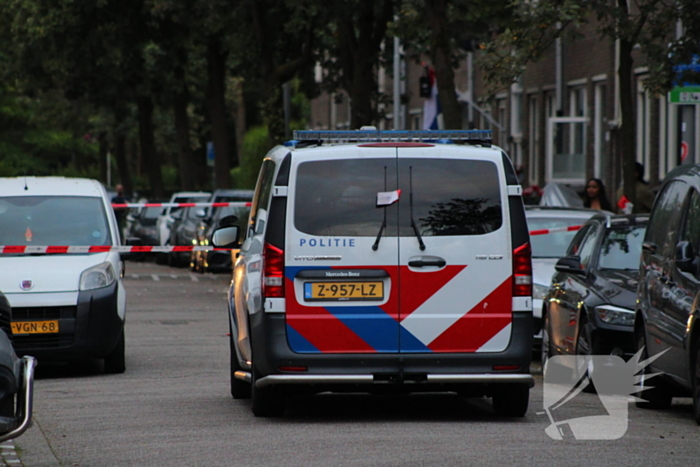 Politie zoekt dader na schietpartij