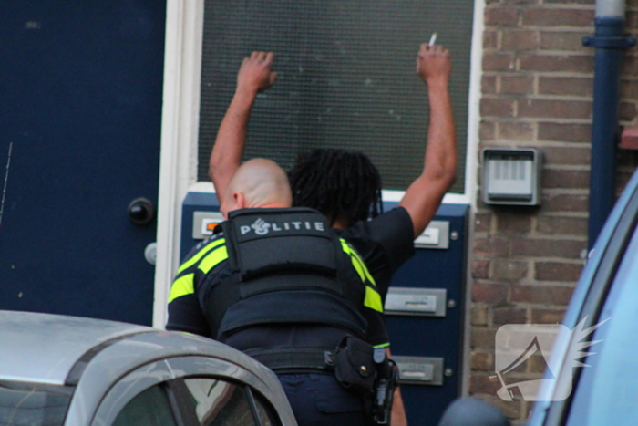 Politie zoekt dader na schietpartij