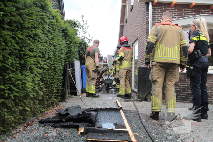 Brand in houthok snel onder controle