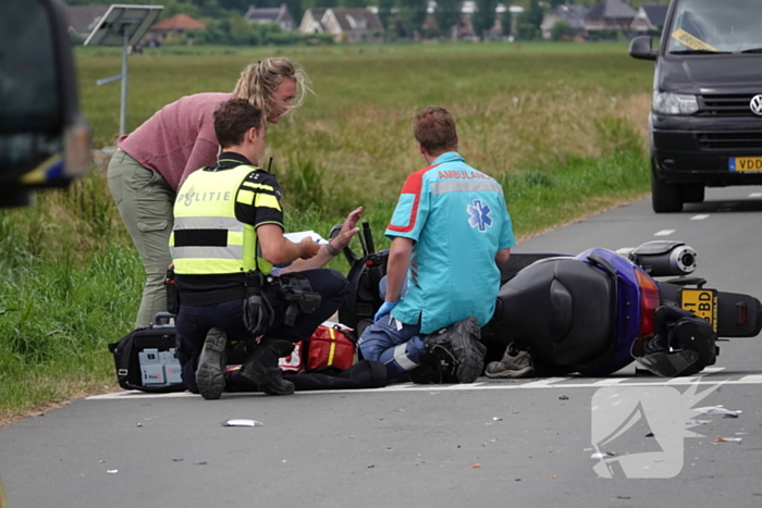 Fietser en motorrijder gewond na ongeval