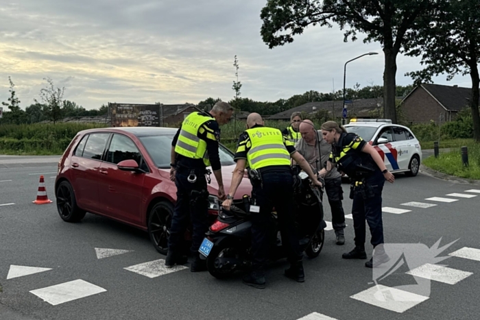 Automobilist rijdt door na ernstige aanrijding met scooterrijder
