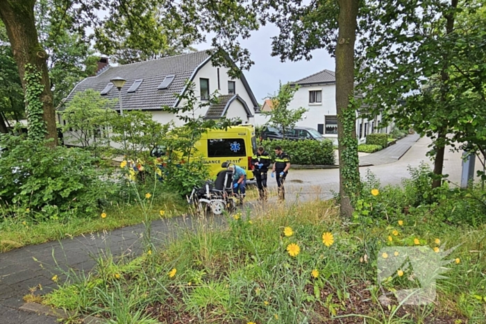 Vrouw gewond na val uit rolstoel