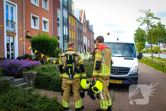 Brandweer gebeld voor gaslucht in woning