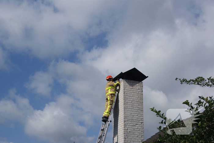 Brandweer ingezet voor vastzittende kraai