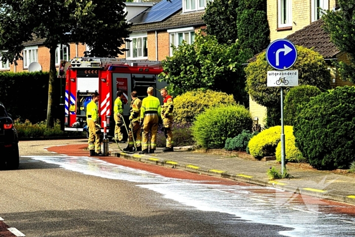 Brandweer ingezet voor dieselspoor op wegdek