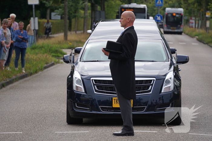 Ereronde overleden journalist Jacques d'Ancona