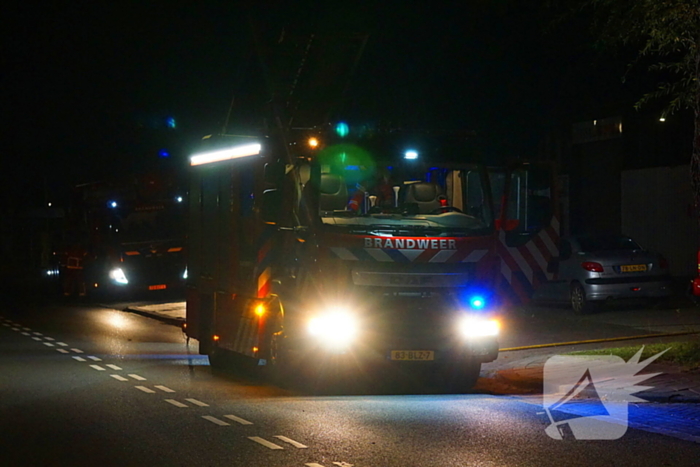 Brand in een gebouw bij een fabriek