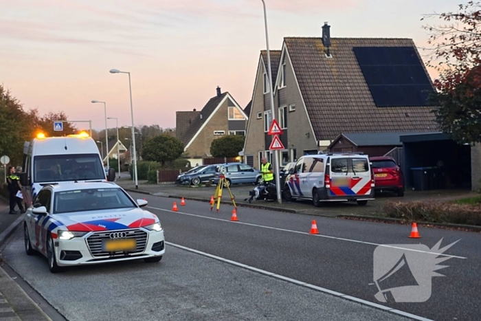 Vluchtende motorrijder komt ten val