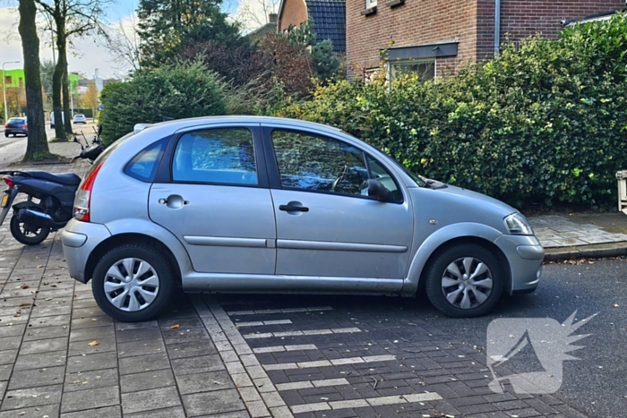 Weer gaat het mis op beruchte rotonde