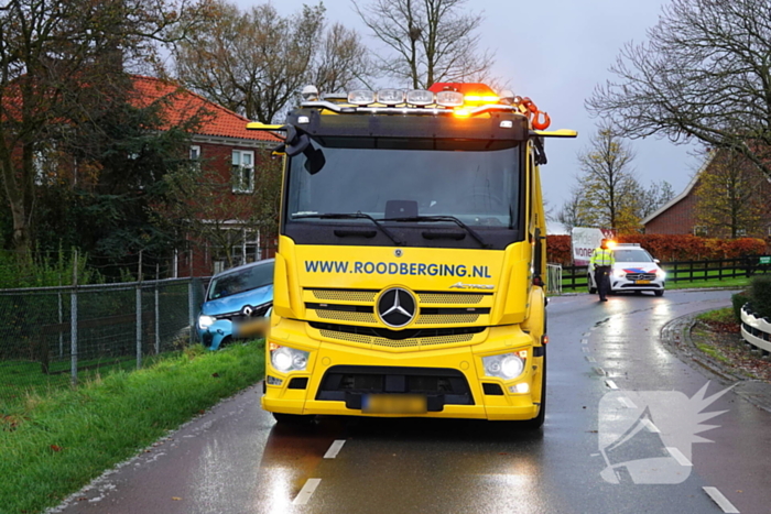 Auto ramt hekwerk kapot