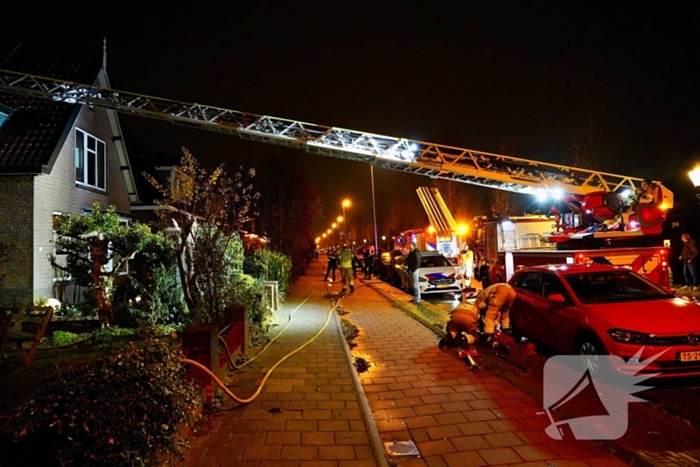 Brandweer druk met brand in woning