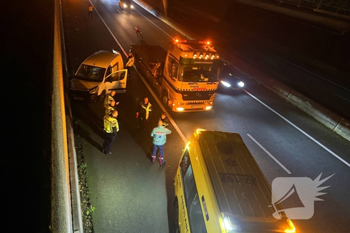 Persoon gewond bij eenzijdig ongeval op snelweg