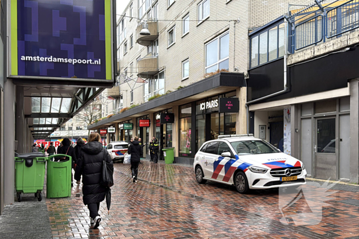 Politie onderzoekt overval op juwelier