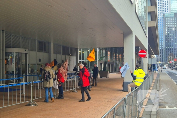 Demonstratie bij Holland America Cruise Terminal