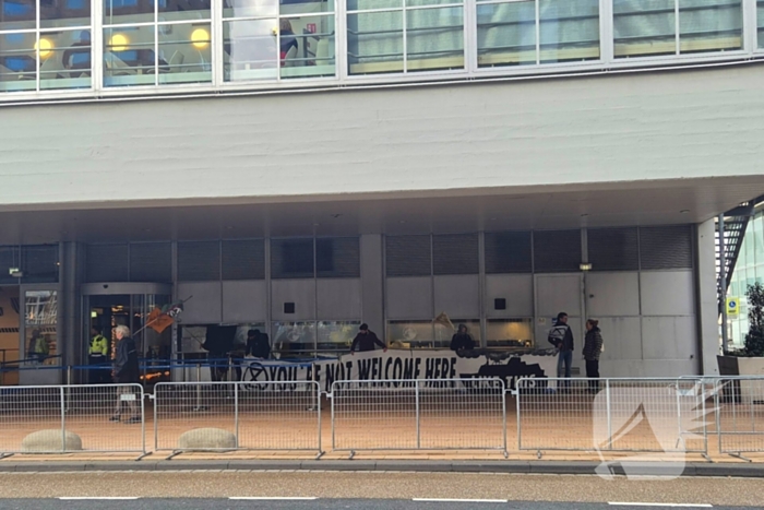 Demonstratie bij Holland America Cruise Terminal