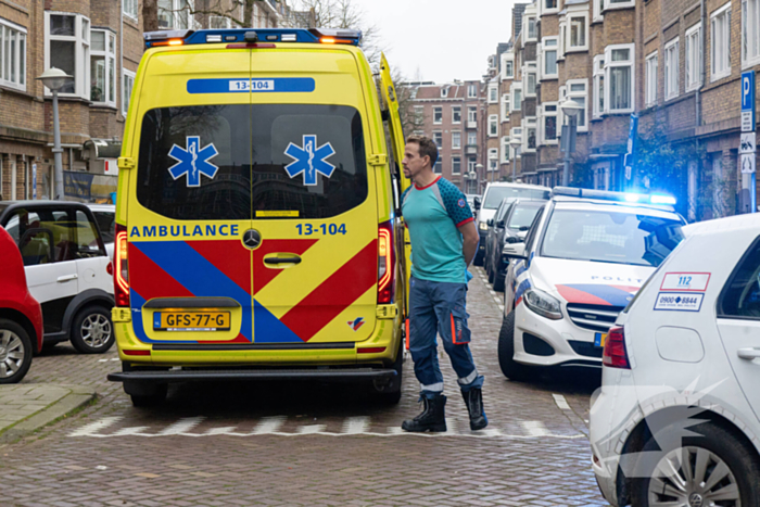 Politie groots ingezet voor melding steekpartij