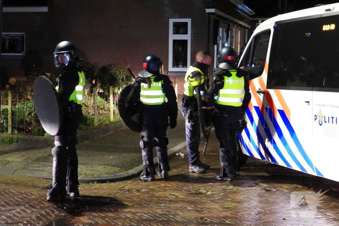 Mobiele eenheid ingezet bij afvalbrand