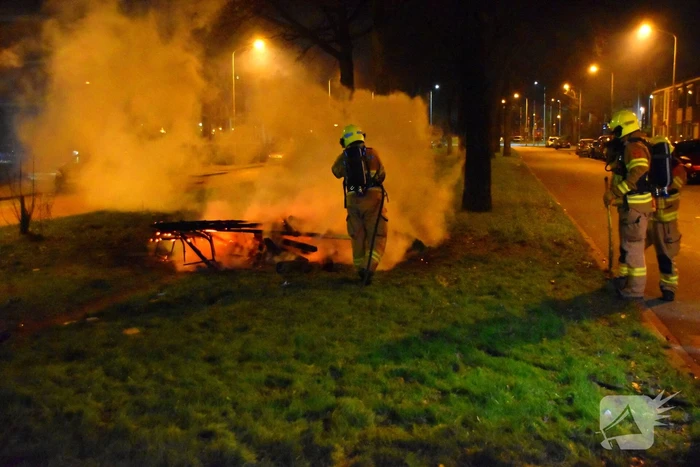 Brandweer blust hoop afval
