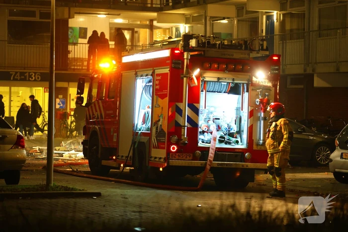 Brandweer ingezet voor brandend afval