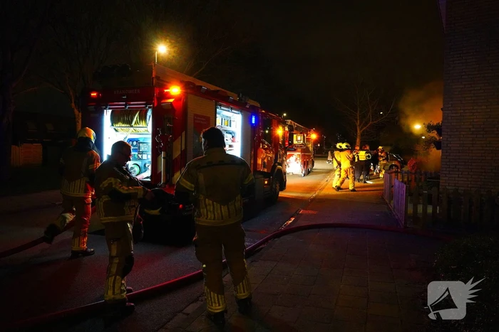 Woningen beschadigd door brand in bijgebouw