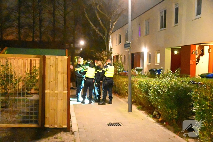 Ramen uit voordeur geblazen bij explosie