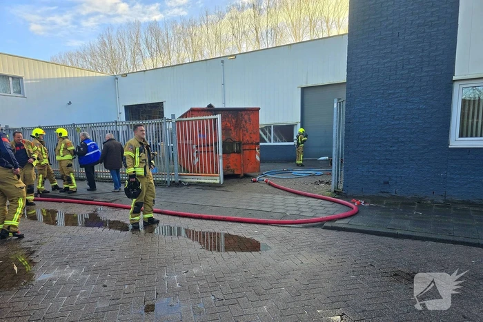 Rookontwikkeling leidt tot grote brand