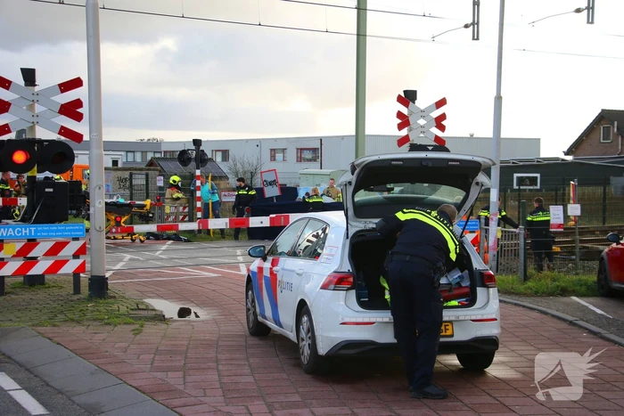 Ernstige aanrijding op spoorwegovergang